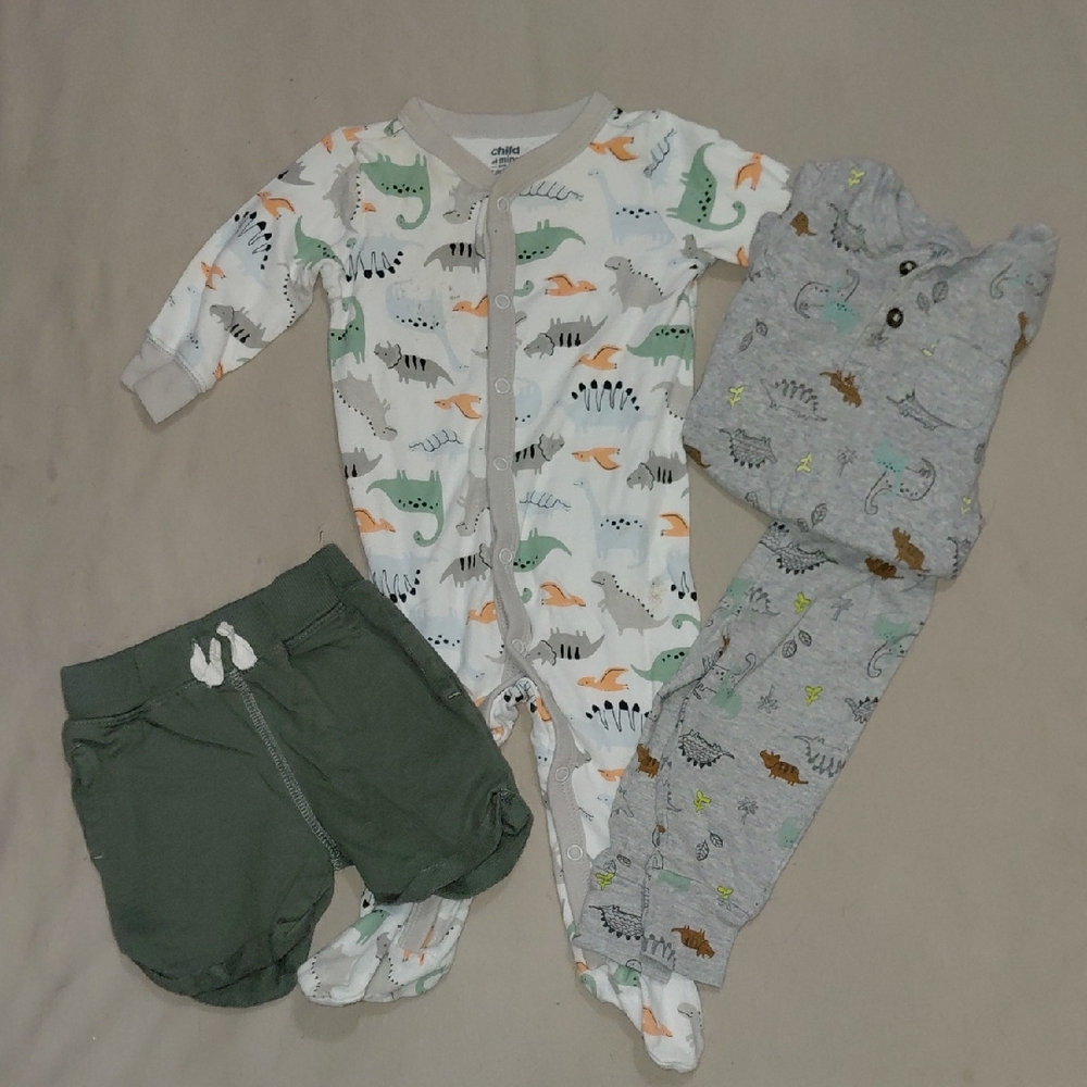 Child of Mine Dinosaur Print Bundle - Multicolor 3-6 Months
